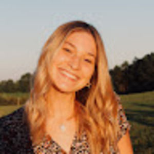 Meet your Posher, Nadia